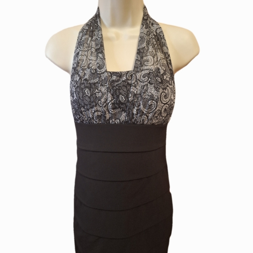 EnFocus Studio Dress Sleeveless/Halter Size 6 Black & White  (B12)